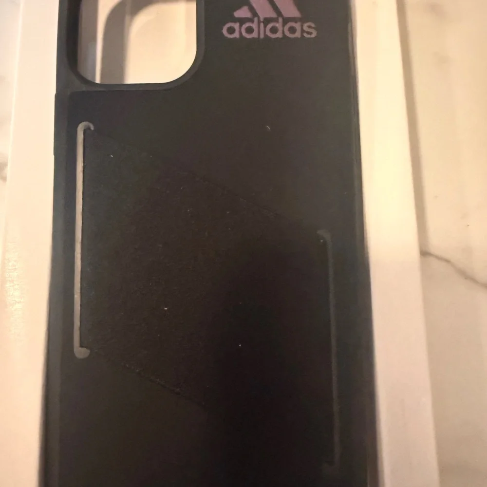 adidas Protective Pocket Case IPhone 11 Pro Holographic Logo Card Pocket New